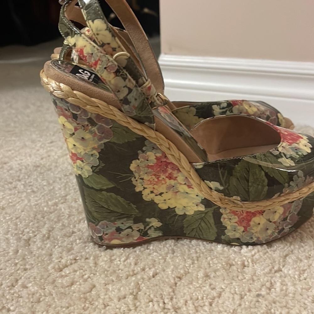 Dolce and Gabanna Hydrangea Heels